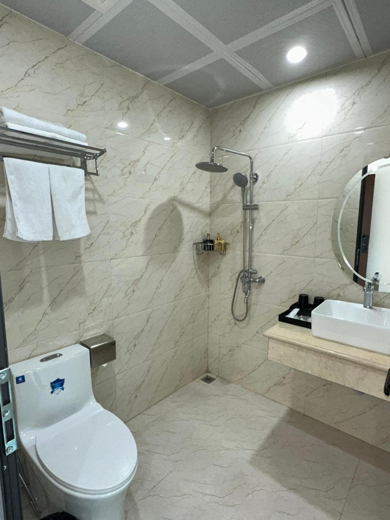 Vinh Khang Ha Long Hotel Esterno foto